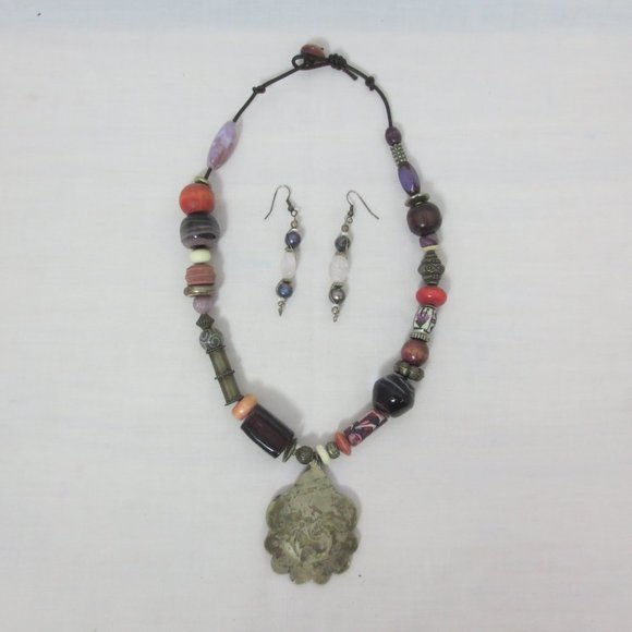 New Hand Crafted Boho Tribal Necklace & Earrings - Picture 11 of 14